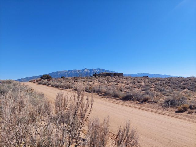 6049 Matamoros Road NE, Rio Rancho, NM 87144