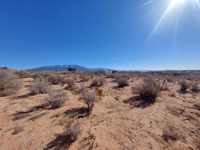 6049 Matamoros Road NE, Rio Rancho, NM 87144