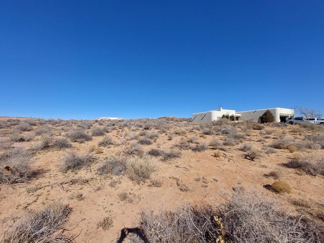 6049 Matamoros Road NE, Rio Rancho, NM 87144