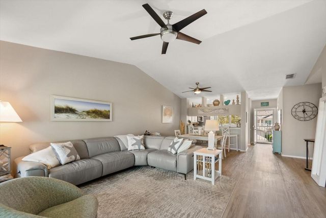 11510 SHIPWATCH DRIVE 1373, Largo, FL 33774