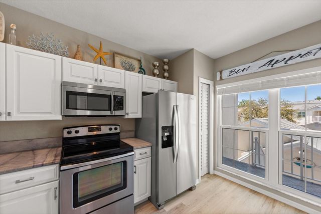 11510 SHIPWATCH DRIVE 1373, Largo, FL 33774