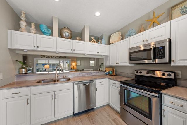 11510 SHIPWATCH DRIVE 1373, Largo, FL 33774