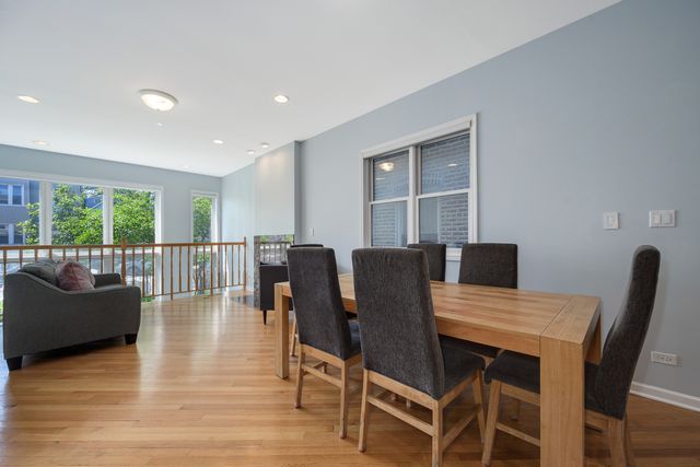 3041 N CALIFORNIA Avenue 1, Chicago, IL 60618