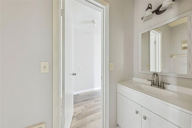 46 N FAIRFAX AVENUE 40, Winter Springs, FL 32708