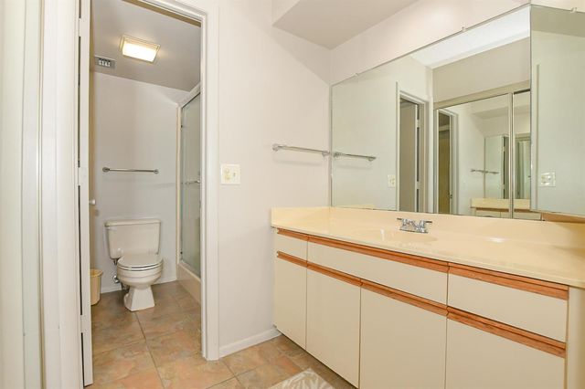 20 Plantation Drive 101, Vero Beach, FL 32966