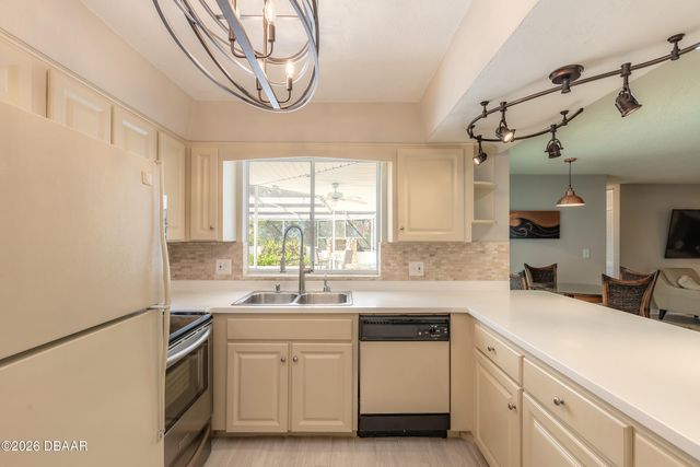 1236 Golfview Drive, Daytona Beach, FL 32114