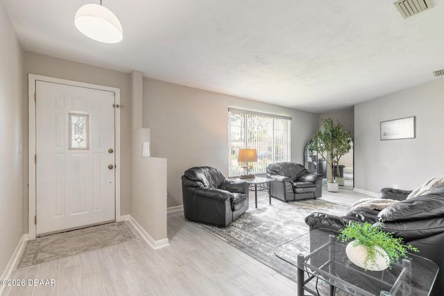 1236 Golfview Drive, Daytona Beach, FL 32114