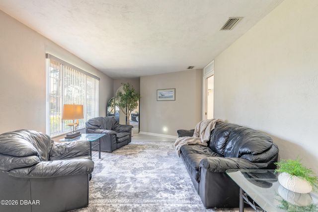 1236 Golfview Drive, Daytona Beach, FL 32114