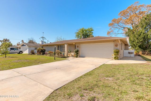 1236 Golfview Drive, Daytona Beach, FL 32114