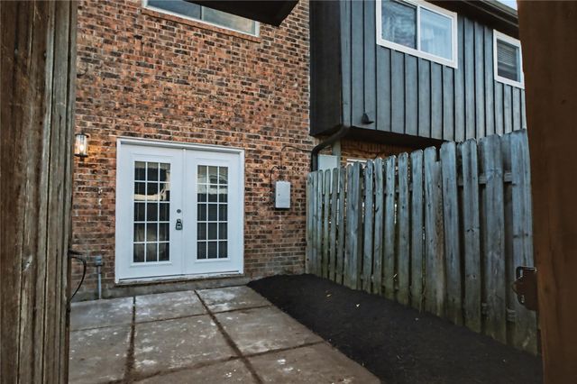 2244 Triway Lane 109, Houston, TX 77043