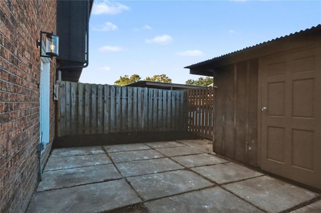 2244 Triway Lane 109, Houston, TX 77043