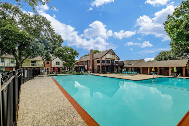 2244 Triway Lane 109, Houston, TX 77043