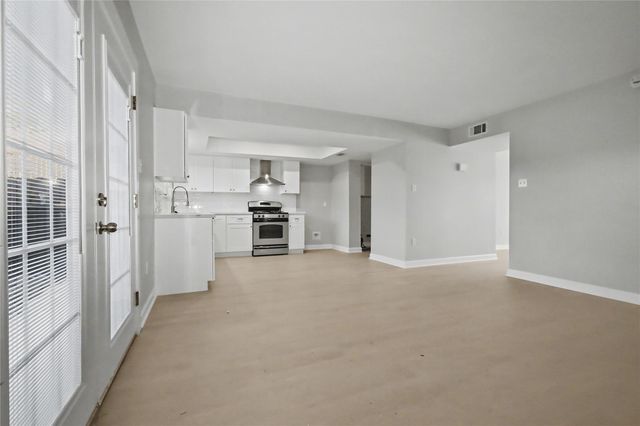 2244 Triway Lane 109, Houston, TX 77043