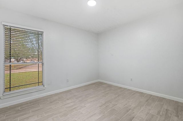 7618 Breda Drive, Baytown, TX 77521