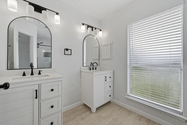 7618 Breda Drive, Baytown, TX 77521