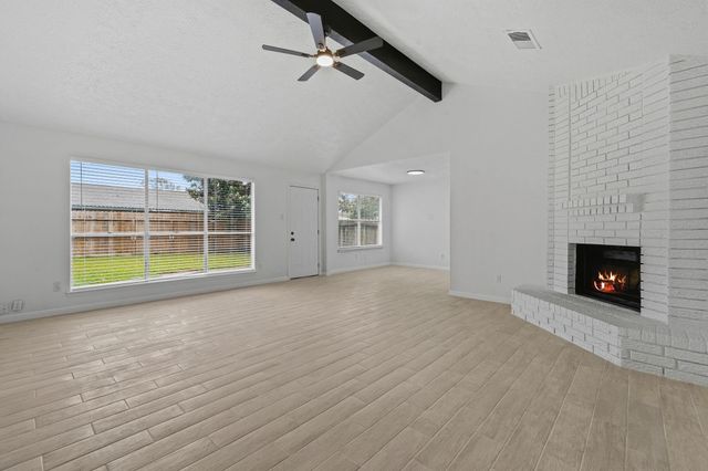 7618 Breda Drive, Baytown, TX 77521