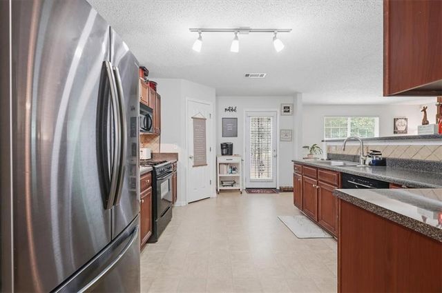 145 Madisyn Drive, Hampton, GA 30228