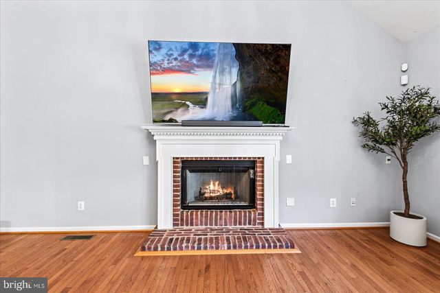 42644 JOLLY LN, Chantilly, VA 20152