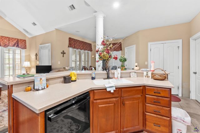 110 Glenda Drive, Bonaire, GA 31005