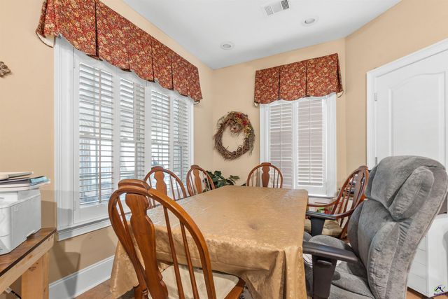 110 Glenda Drive, Bonaire, GA 31005