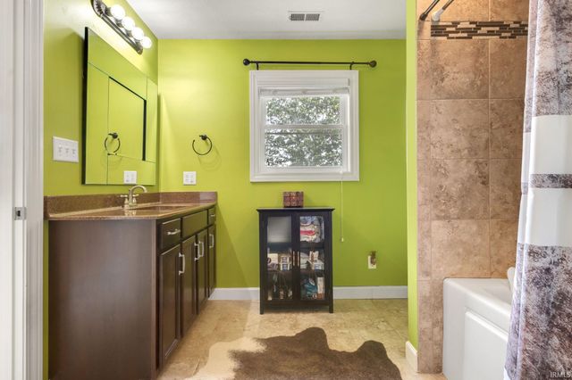 10478 Jefferson Road, Osceola, IN 46561