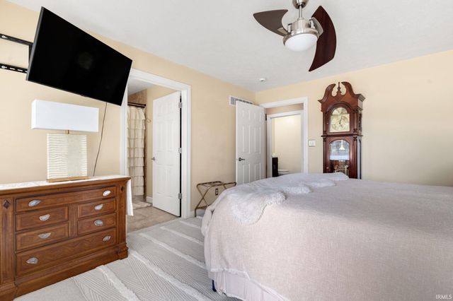 10478 Jefferson Road, Osceola, IN 46561