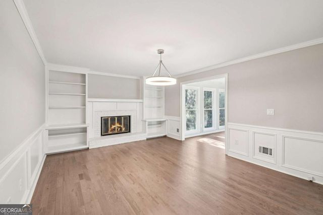 4658 Robie Road SW, Lilburn, GA 30047