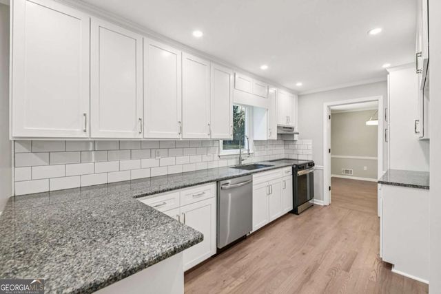 4658 Robie Road SW, Lilburn, GA 30047