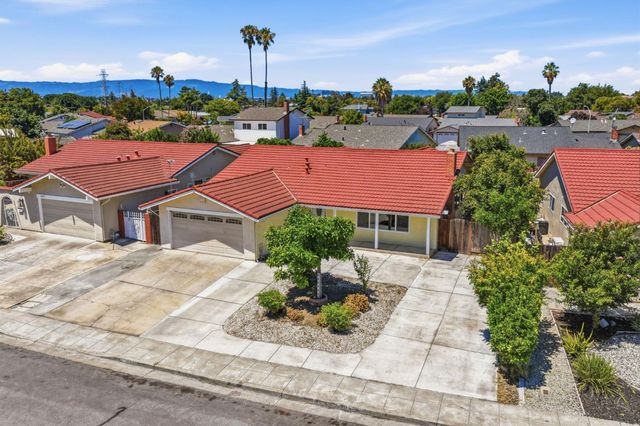 3676 Eastwood Circle, Santa Clara, CA 95054