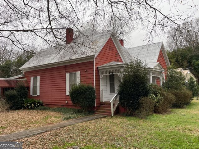 379 West Avenue, Jackson, GA 30233