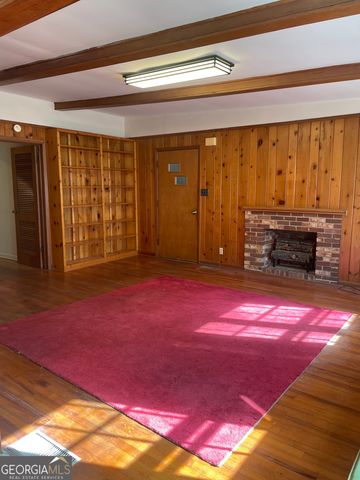 379 West Avenue, Jackson, GA 30233