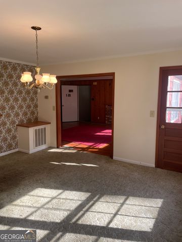 379 West Avenue, Jackson, GA 30233