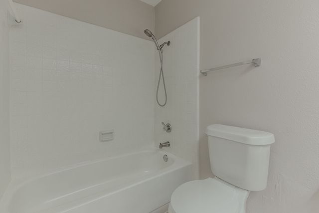 2805 Southern Cross Drive, Garland, TX 75044