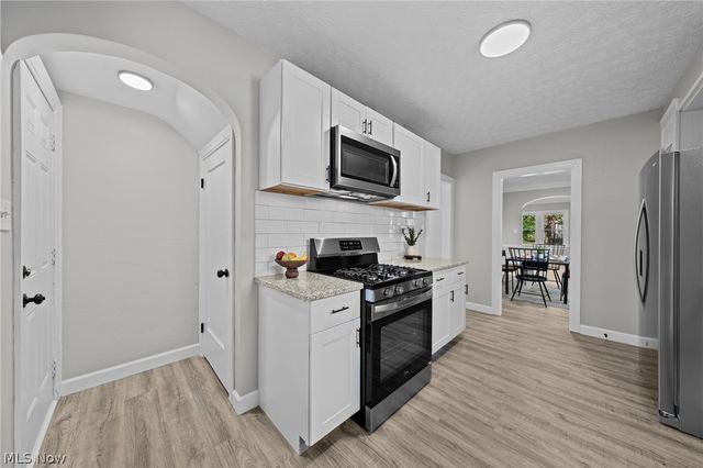 650 S Sunset View Drive, Akron, OH 44320
