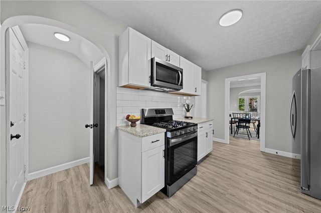 650 S Sunset View Drive, Akron, OH 44320