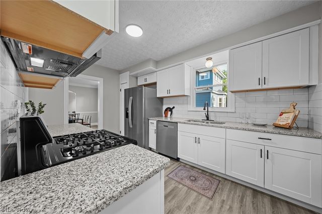 650 S Sunset View Drive, Akron, OH 44320