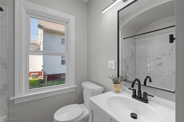 650 S Sunset View Drive, Akron, OH 44320