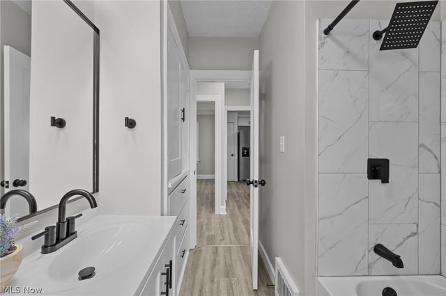 650 S Sunset View Drive, Akron, OH 44320