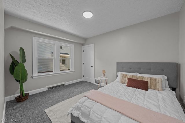 650 S Sunset View Drive, Akron, OH 44320