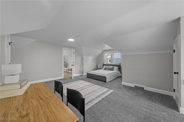 650 S Sunset View Drive, Akron, OH 44320