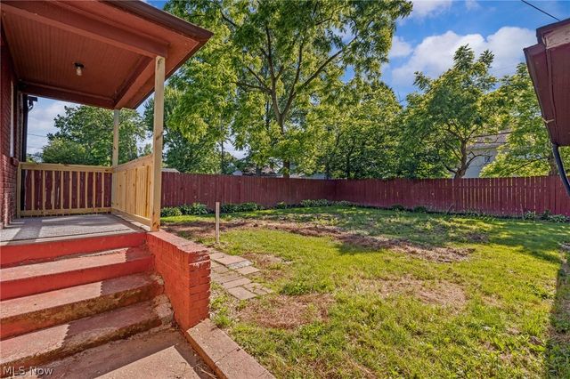 650 S Sunset View Drive, Akron, OH 44320