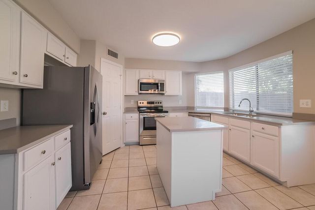 834 E Whitten Street, Chandler, AZ 85225