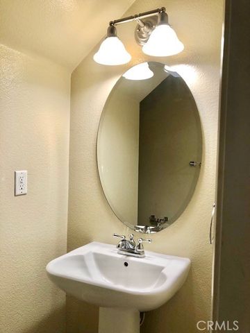 8692 9th 56, Rancho Cucamonga, CA 91730