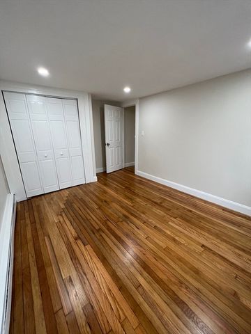 4 Kilby Street 1, Woburn, MA 01801