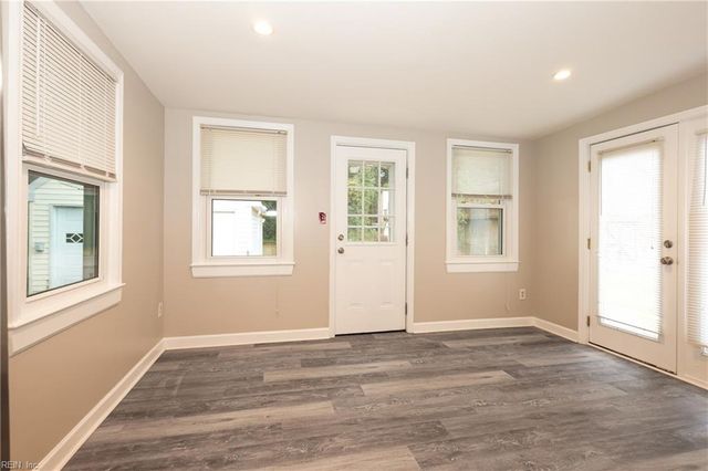 211 Jacquelyn DR, Portsmouth, VA 23701