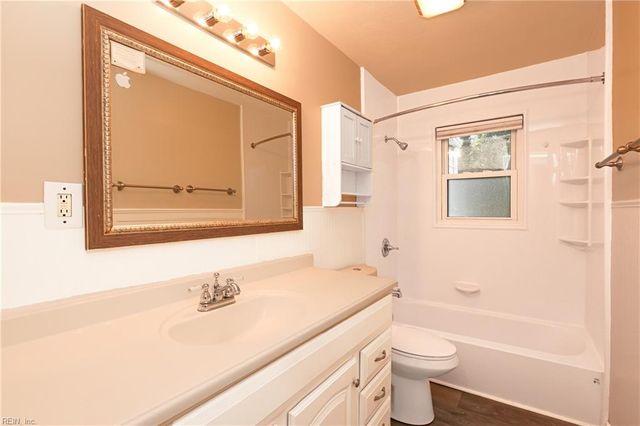 211 Jacquelyn DR, Portsmouth, VA 23701