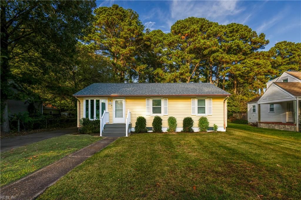 211 Jacquelyn DR, Portsmouth, VA 23701