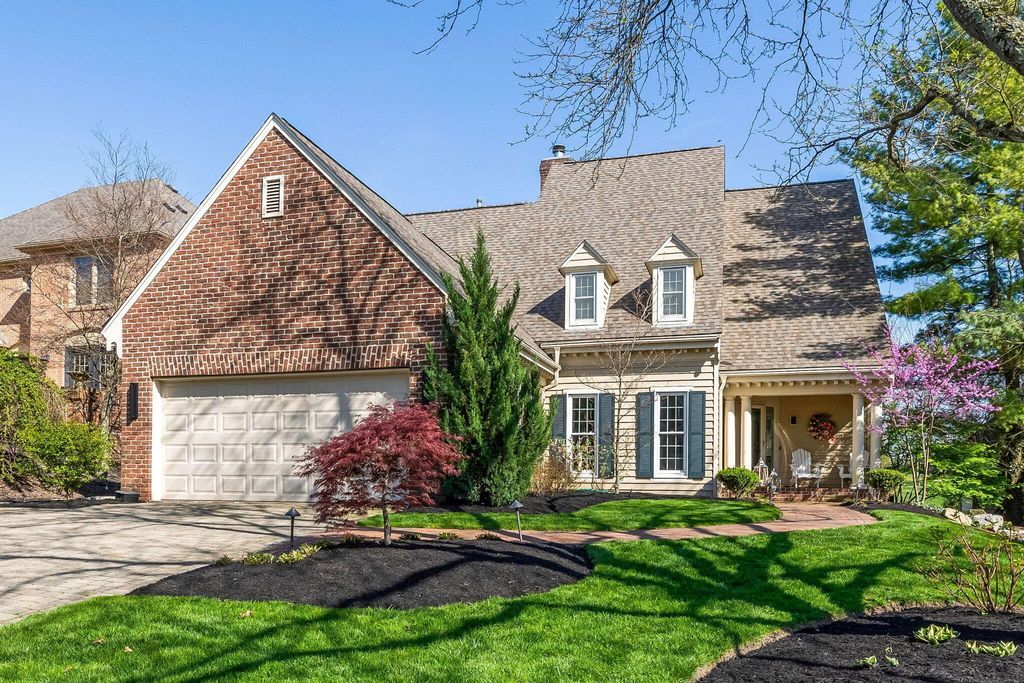 9927 Gleneagle Place, Powell, OH 43065