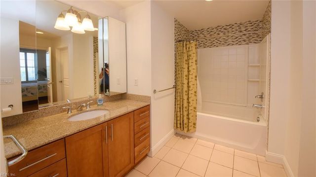 3700 Sandpiper Rd Apt 115, Virginia Beach, VA 23456