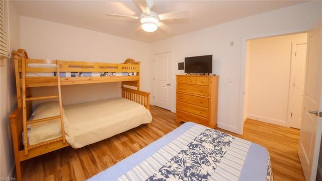 3700 Sandpiper Rd Apt 115, Virginia Beach, VA 23456